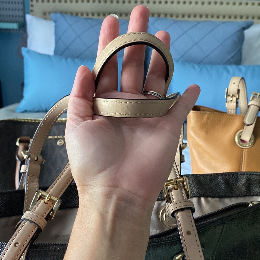 Brand New!!!! Brown MK Bag - Picture 5 of 7